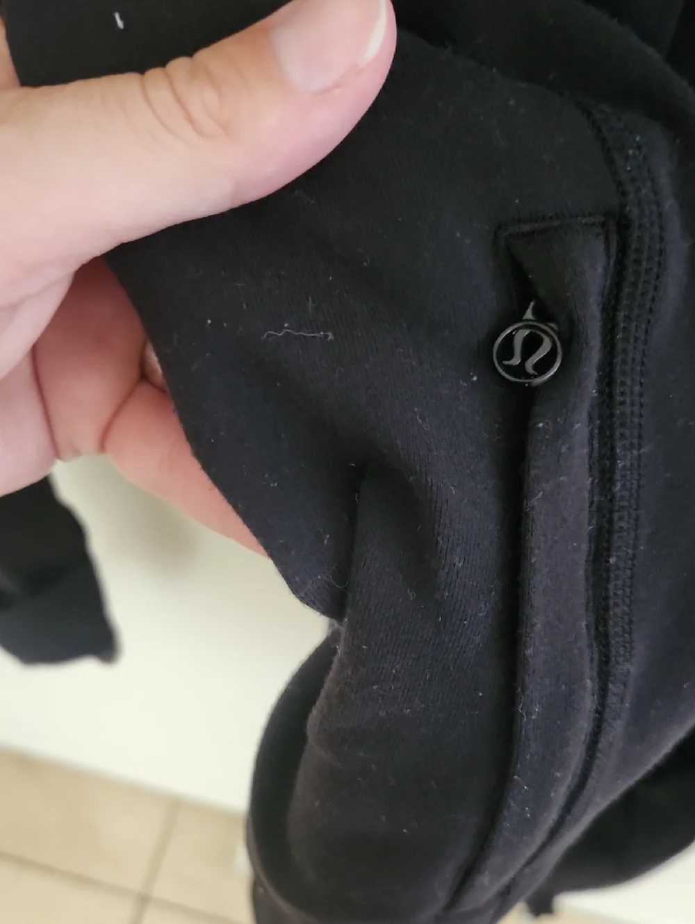 Lululemon Daily Practice Hooded Layer Black Jacket Active Size 6 - Picture 9 of 10